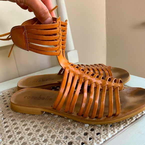COCOBELLE GLADIATOR HURACHE SANDALS, TAN LEATHER, SIZE 39 - Picture 4 of 10